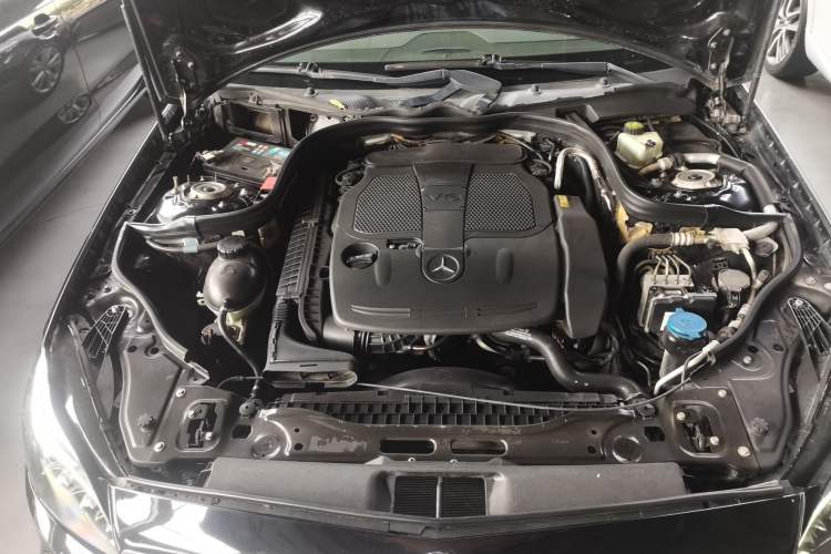 Used Mercedes-Benz CLS 2012 CLS 300 CGI Engine Bay