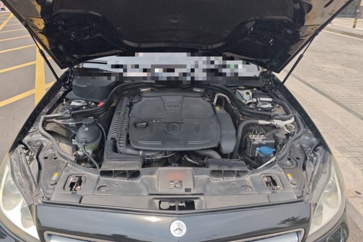 Used Mercedes-Benz CLS 2012 CLS 300 CGI Engine Bay