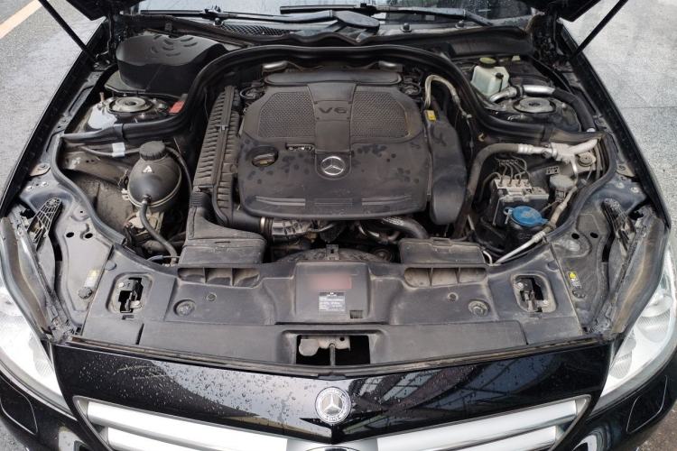 Used Mercedes-Benz CLS 2012 CLS 300 CGI Engine Bay