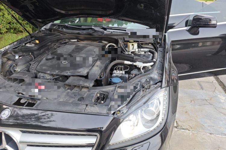 Used Mercedes-Benz CLS 2012 CLS 300 CGI Engine Bay Left