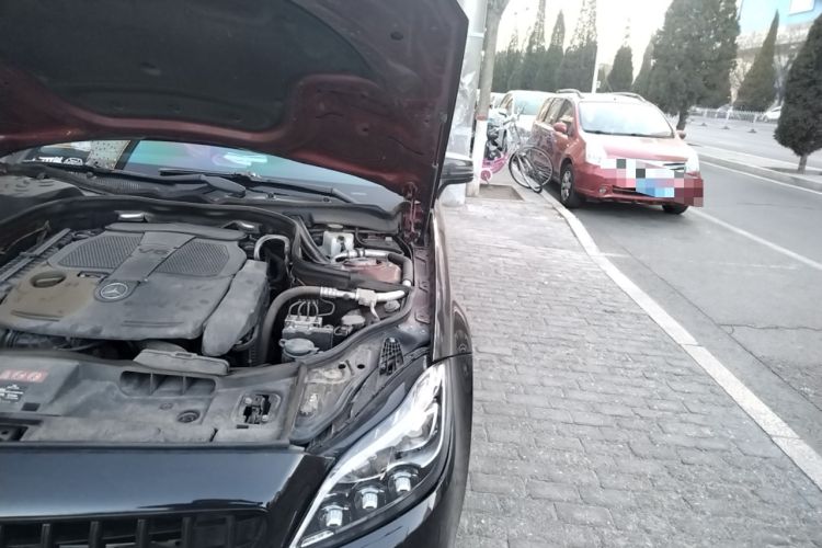 Used Mercedes-Benz CLS 2012 CLS 300 CGI Engine Bay Left