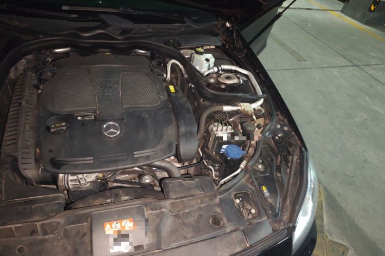 Used Mercedes-Benz CLS 2012 CLS 300 CGI Engine Bay Left