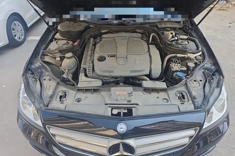 Used Mercedes-Benz CLS 2012 CLS 300 CGI Engine Bay