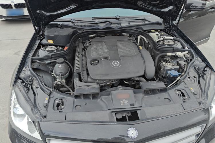 Used Mercedes-Benz CLS 2012 CLS 300 CGI Engine Bay