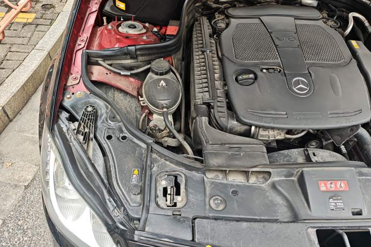 Used Mercedes-Benz CLS 2012 CLS 300 CGI Engine Bay Right