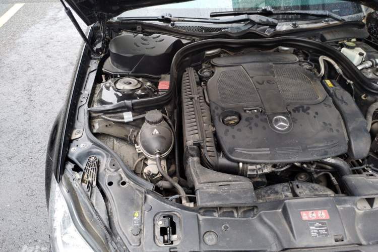 Used Mercedes-Benz CLS 2012 CLS 300 CGI Engine Bay Right