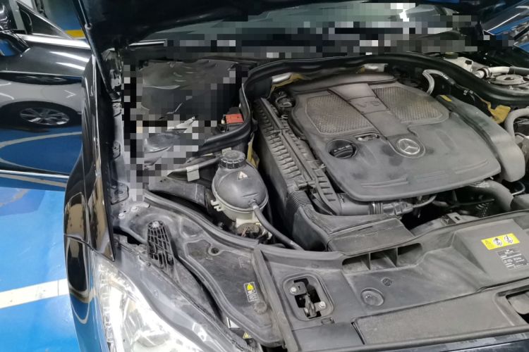 Used Mercedes-Benz CLS 2012 CLS 300 CGI Engine Bay Right