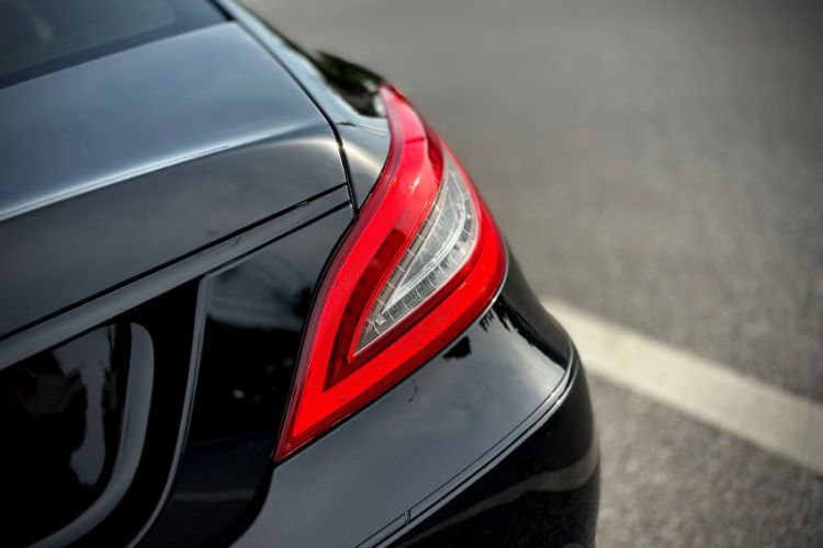 Used Mercedes-Benz CLS 2012 CLS 300 CGI Exterior 5