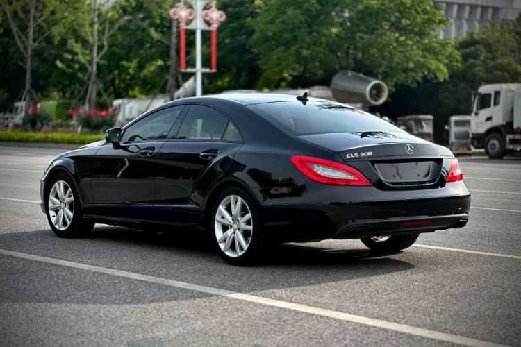 Used Mercedes-Benz CLS 2012 CLS 300 CGI Exterior 6