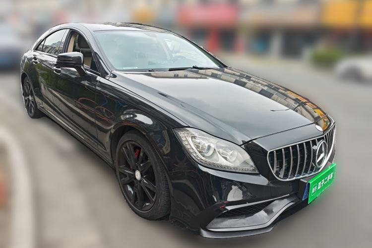 Used Mercedes-Benz CLS 2012 CLS 300 CGI Front Right 45 Deg