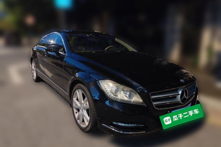 Used Mercedes-Benz CLS 2012 CLS 300 CGI Front Right 45 Deg