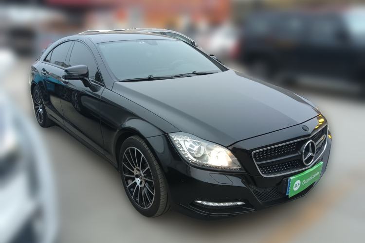 Used Mercedes-Benz CLS 2012 CLS 300 CGI Front Right 45 Deg