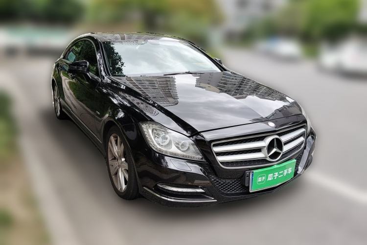 Used Mercedes-Benz CLS 2012 CLS 300 CGI Front Right 45 Deg
