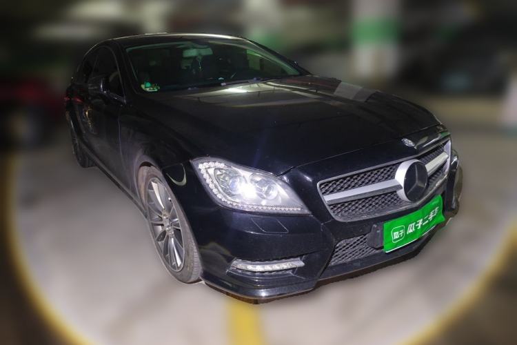 Used Mercedes-Benz CLS 2012 CLS 300 CGI Front Right 45 Deg