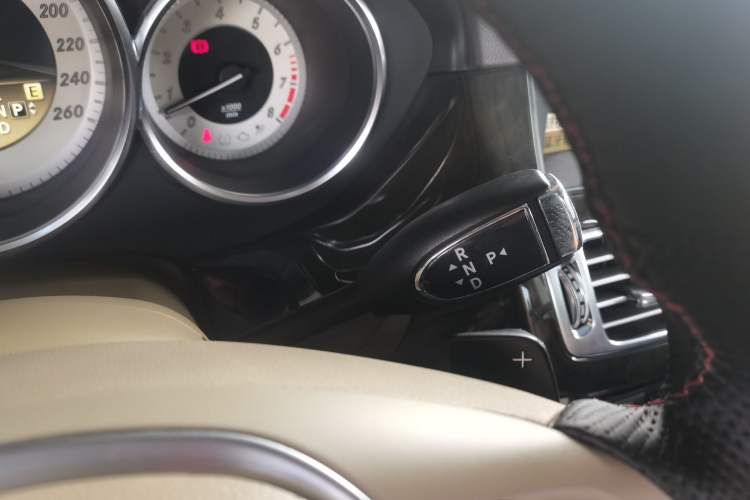 Used Mercedes-Benz CLS 2012 CLS 300 CGI Gear Lever