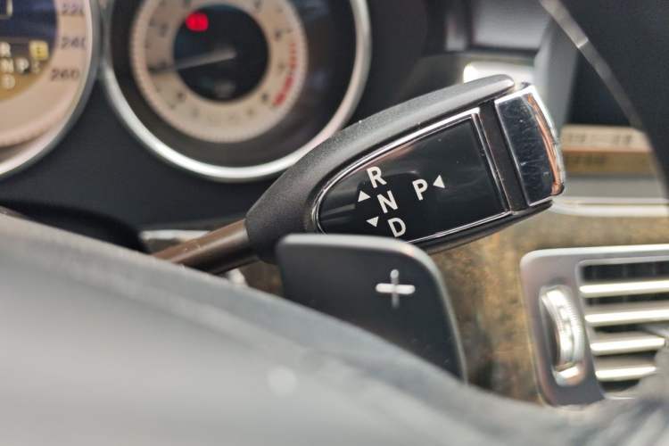 Used Mercedes-Benz CLS 2012 CLS 300 CGI Gear Lever
