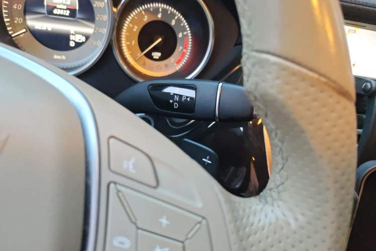 Used Mercedes-Benz CLS 2012 CLS 300 CGI Gear Lever