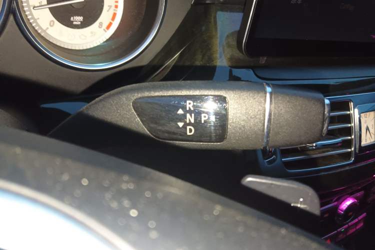 Used Mercedes-Benz CLS 2012 CLS 300 CGI Gear Lever