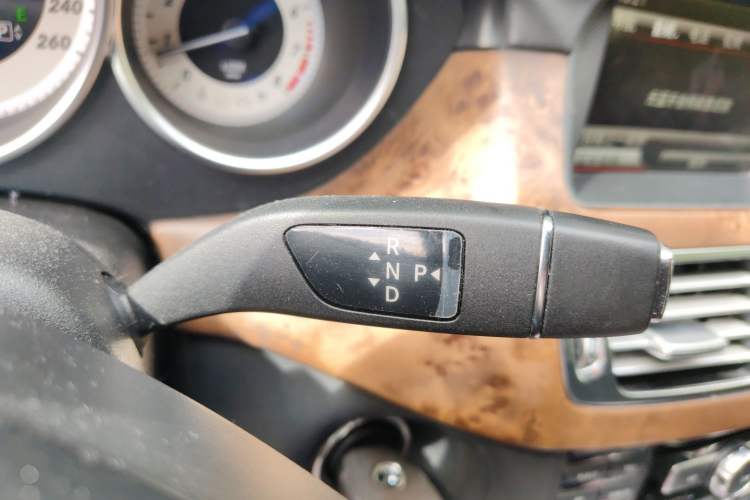 Used Mercedes-Benz CLS 2012 CLS 300 CGI Gear Lever
