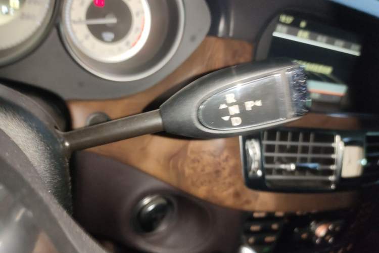 Used Mercedes-Benz CLS 2012 CLS 350 CGI Gear Lever