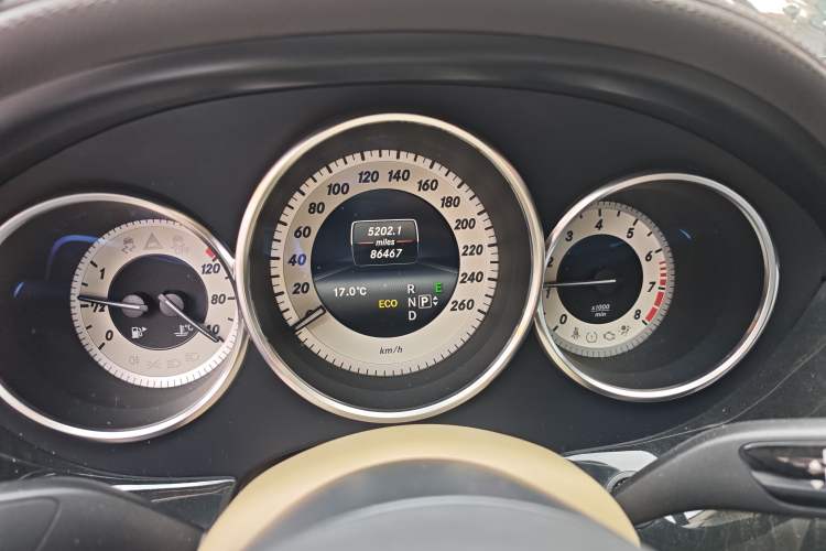 Used Mercedes-Benz CLS 2012 CLS 300 CGI Instrument Cluster