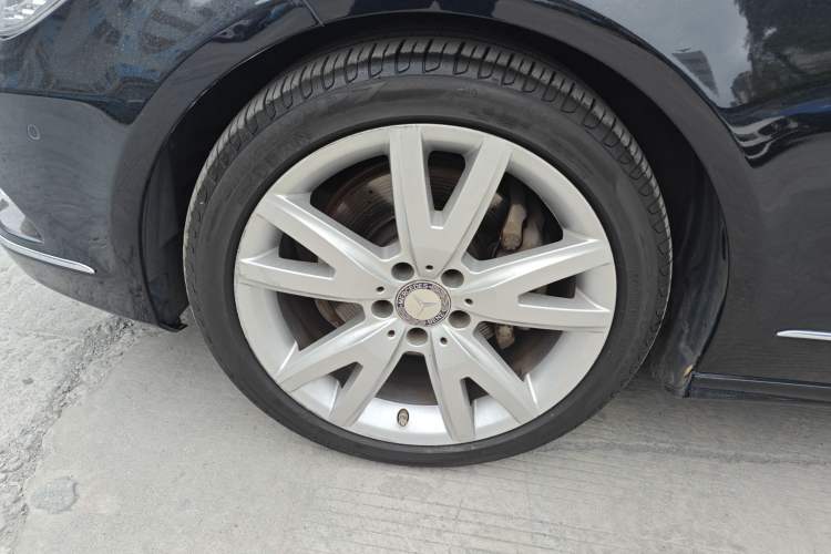 Used Mercedes-Benz CLS 2012 CLS 300 CGI Left Front Wheel Hub