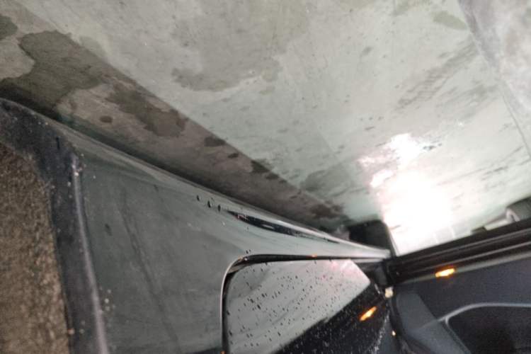 Used Mercedes-Benz CLS 2012 CLS 300 CGI Left Side Sill