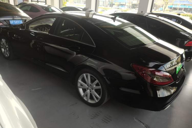Used Mercedes-Benz CLS 2012 CLS 300 CGI Rear Left 45 Deg