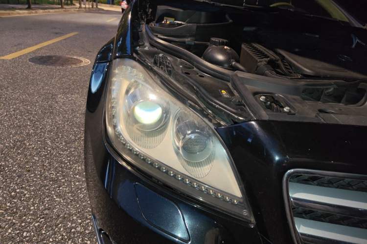 Used Mercedes-Benz CLS 2012 CLS 300 CGI Right Front Headlight