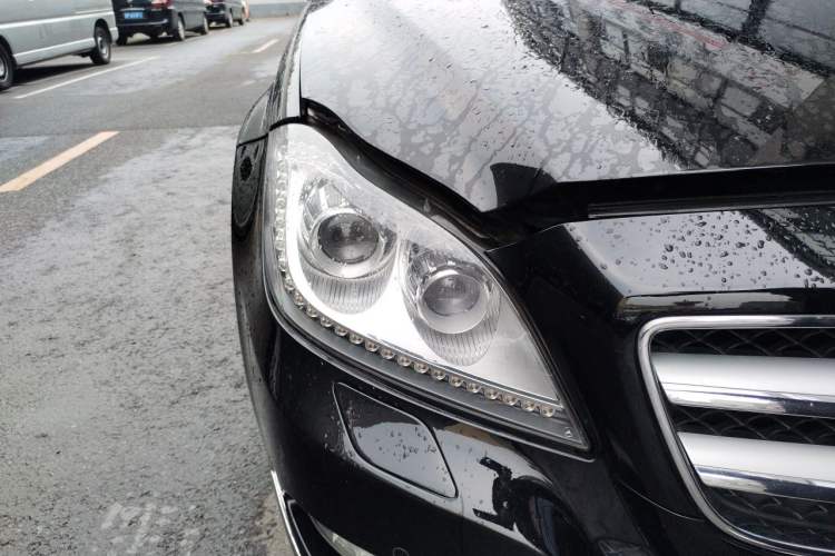 Used Mercedes-Benz CLS 2012 CLS 300 CGI Right Front Headlight