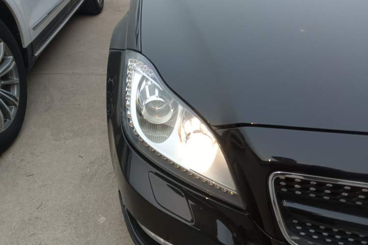 Used Mercedes-Benz CLS 2012 CLS 300 CGI Right Front Headlight