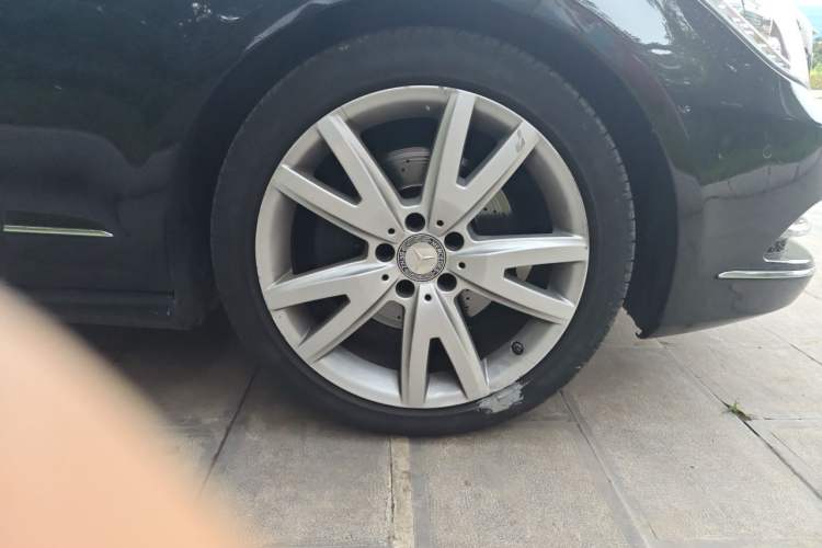 Used Mercedes-Benz CLS 2012 CLS 300 CGI Right Front Wheel Hub