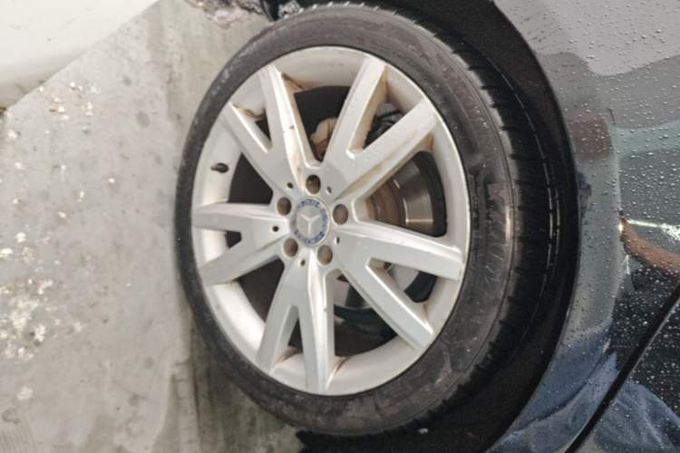 Used Mercedes-Benz CLS 2012 CLS 300 CGI Right Rear Wheel Hub