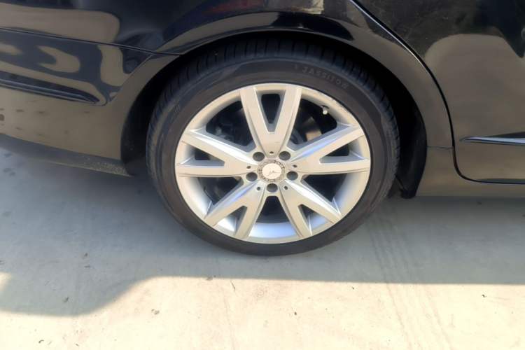 Used Mercedes-Benz CLS 2012 CLS 300 CGI Right Rear Wheel Hub