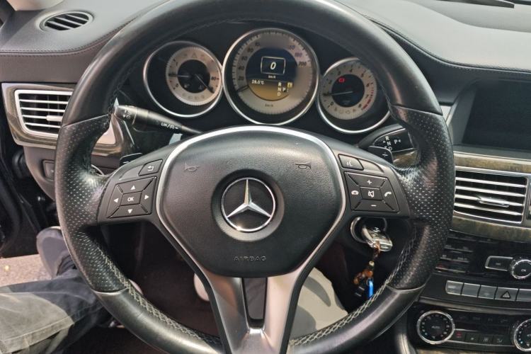 Used Mercedes-Benz CLS 2012 CLS 300 CGI Steering Wheel
