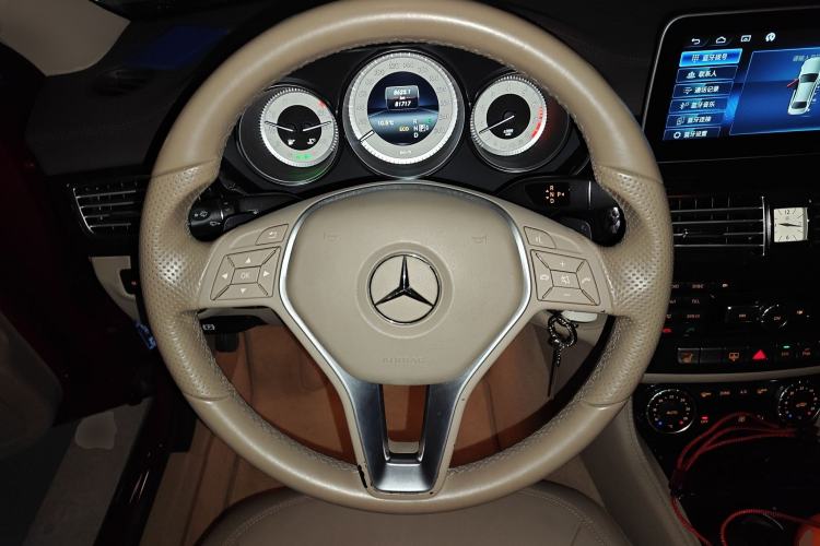 Used Mercedes-Benz CLS 2012 CLS 300 CGI Steering Wheel