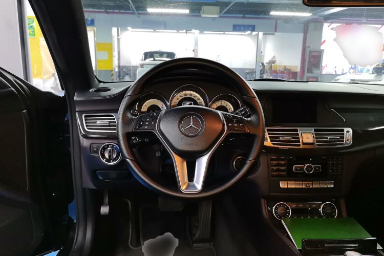 Used Mercedes-Benz CLS 2012 CLS 300 CGI Steering Wheel