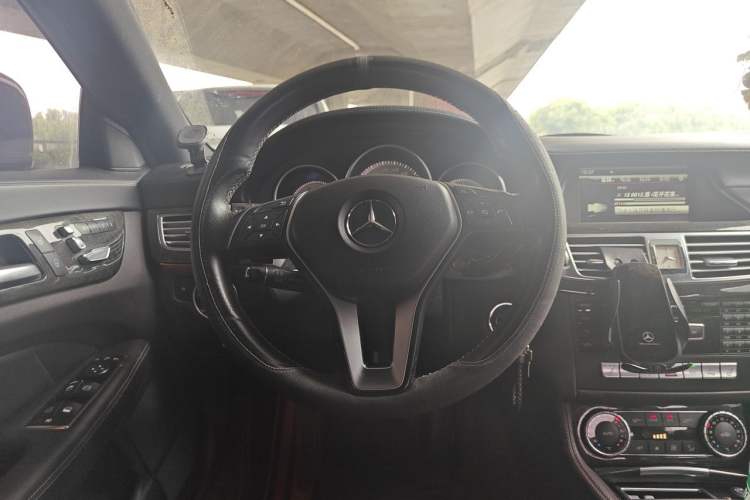 Used Mercedes-Benz CLS 2012 CLS 300 CGI Steering Wheel