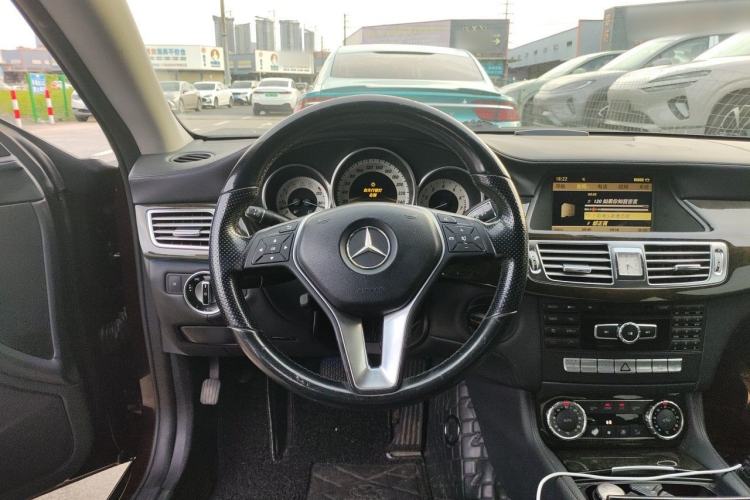 Used Mercedes-Benz CLS 2012 CLS 300 CGI Steering Wheel