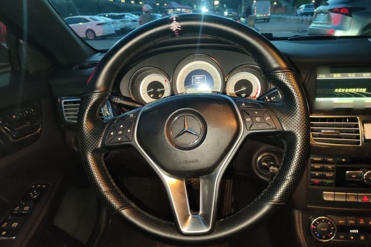 Used Mercedes-Benz CLS 2012 CLS 300 CGI Steering Wheel