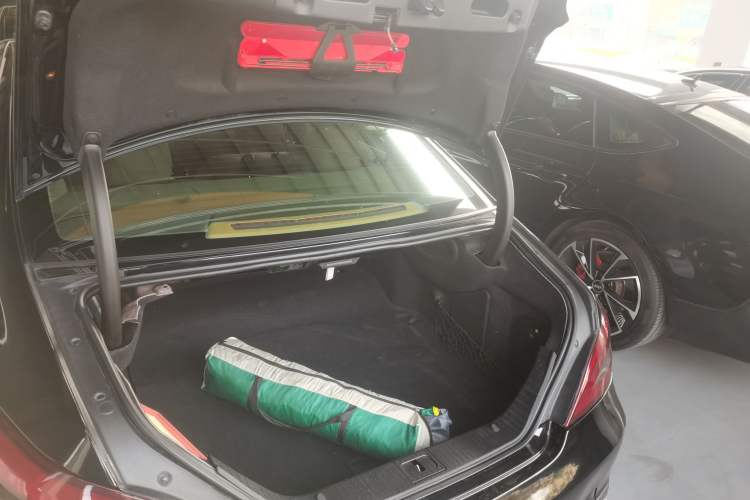 Used Mercedes-Benz CLS 2012 CLS 300 CGI Trunk
