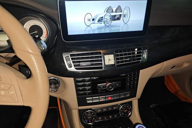 Used Mercedes-Benz CLS 2012 CLS 300 CGI Audio And AC Panel