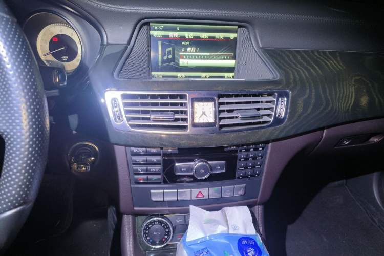 Used Mercedes-Benz CLS 2012 CLS 300 CGI Audio And AC Panel