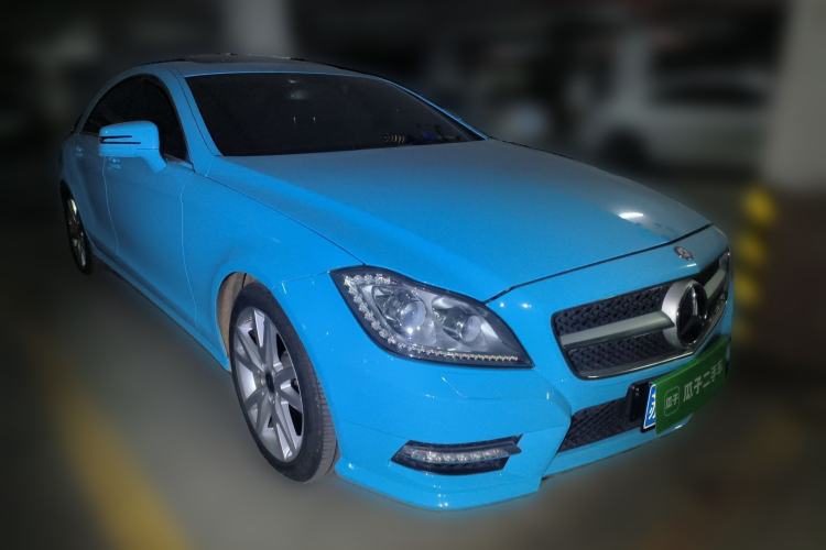Used Mercedes-Benz CLS 2012 CLS 300 CGI Front Right 45 Deg