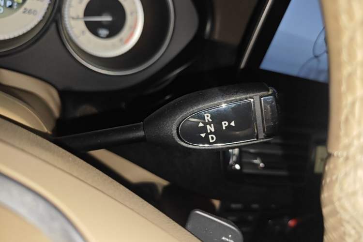Used Mercedes-Benz CLS 2012 CLS 300 CGI Gear Lever