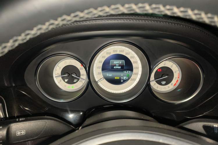 Used Mercedes-Benz CLS 2012 CLS 300 CGI Instrument Cluster
