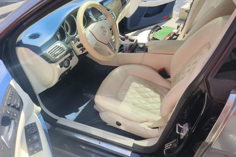 Used Mercedes-Benz CLS 2012 CLS 300 CGI Left Front Seat