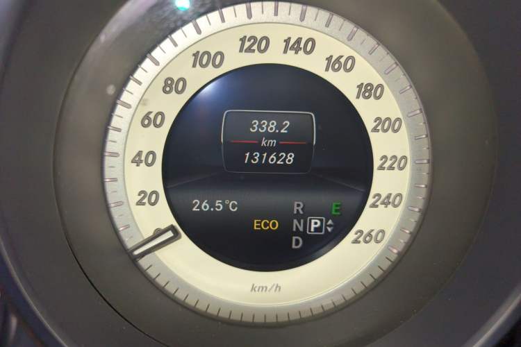 Used Mercedes-Benz CLS 2012 CLS 300 CGI Odometer Close Up