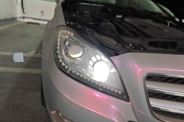 Used Mercedes-Benz CLS 2012 CLS 300 CGI Right Front Headlight