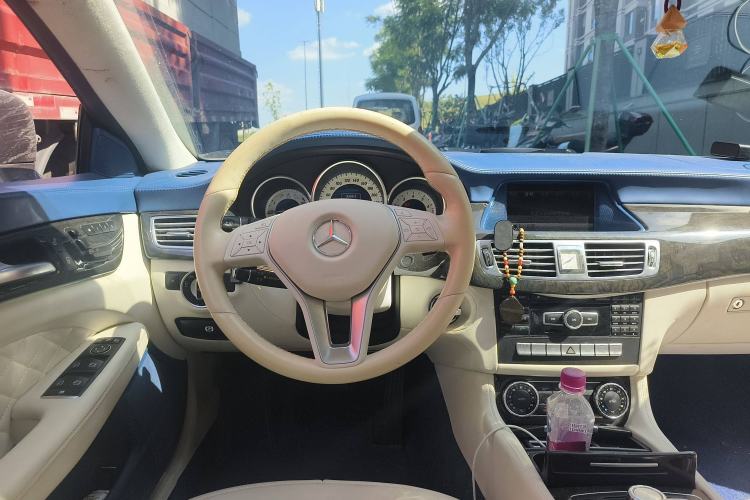 Used Mercedes-Benz CLS 2012 CLS 300 CGI Steering Wheel